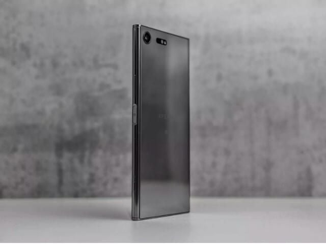 phone14.jpg