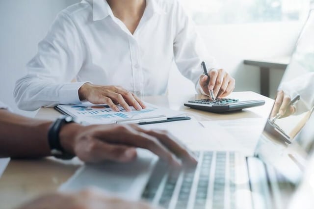 How to change an Excel slicer’s visual impact with a few simple steps