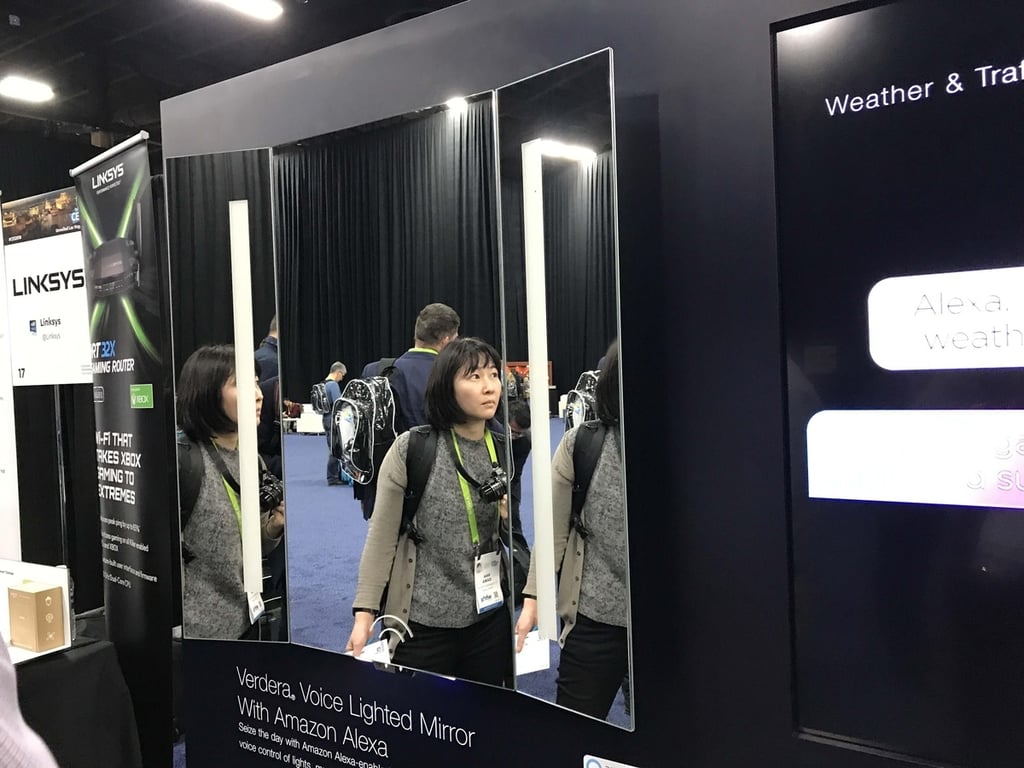 verdera-voice-lighted-mirror.jpg