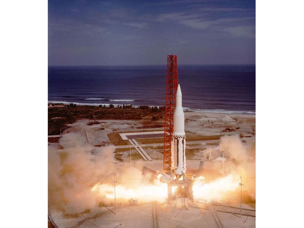 09-saturn.jpg