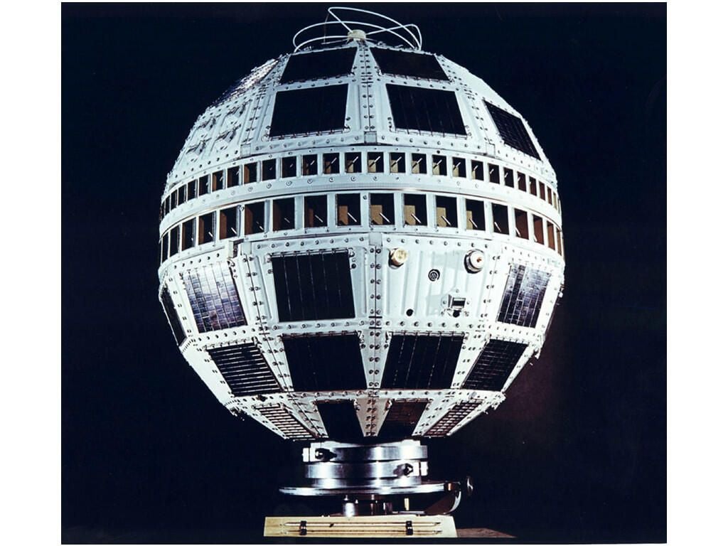 11-telstar.jpg