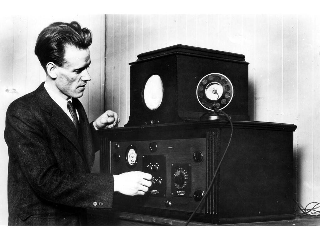 Photos: 20 most important tech inventions of the past 100 years
