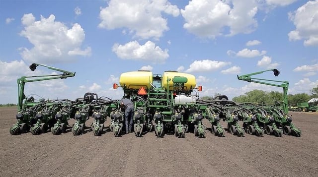 Photos: The future of food includes self-driving tractors, precision agriculture, robots, AI, and IoT