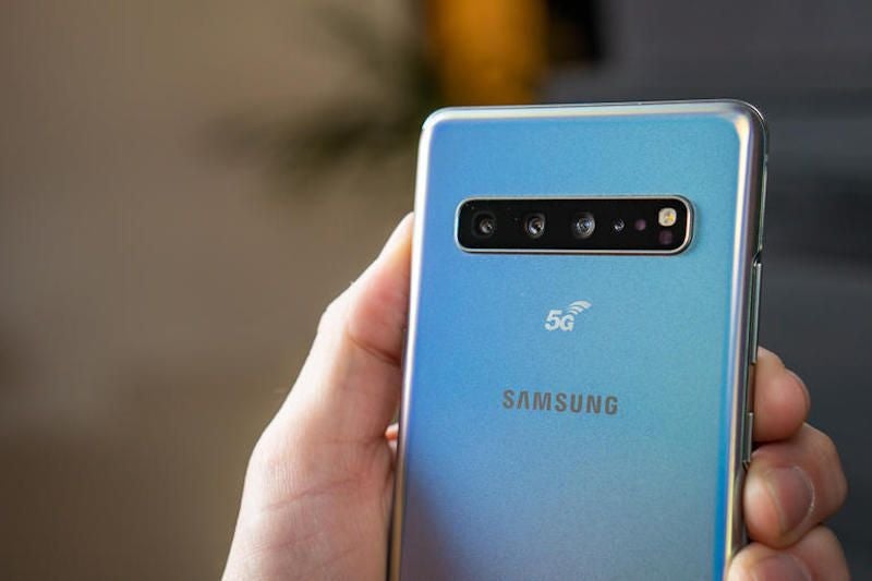 Galaxy S10e in 2023 - Samsung's Mini Flagship From 2019 
