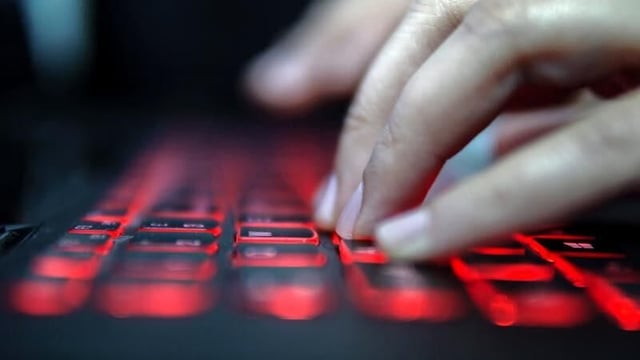 How to prevent text from wrapping in a Word document