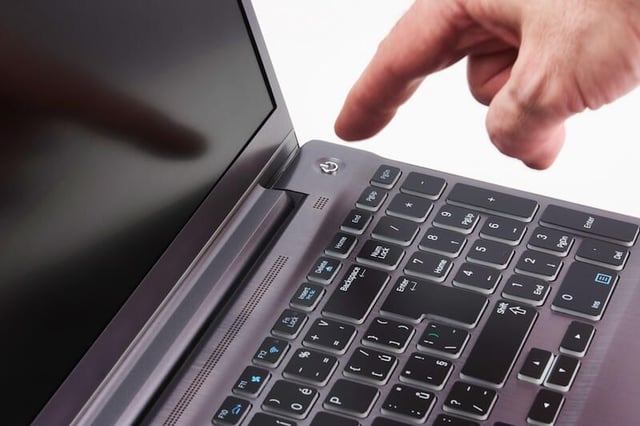 How to delete the Windows 10 paging file on every shutdown