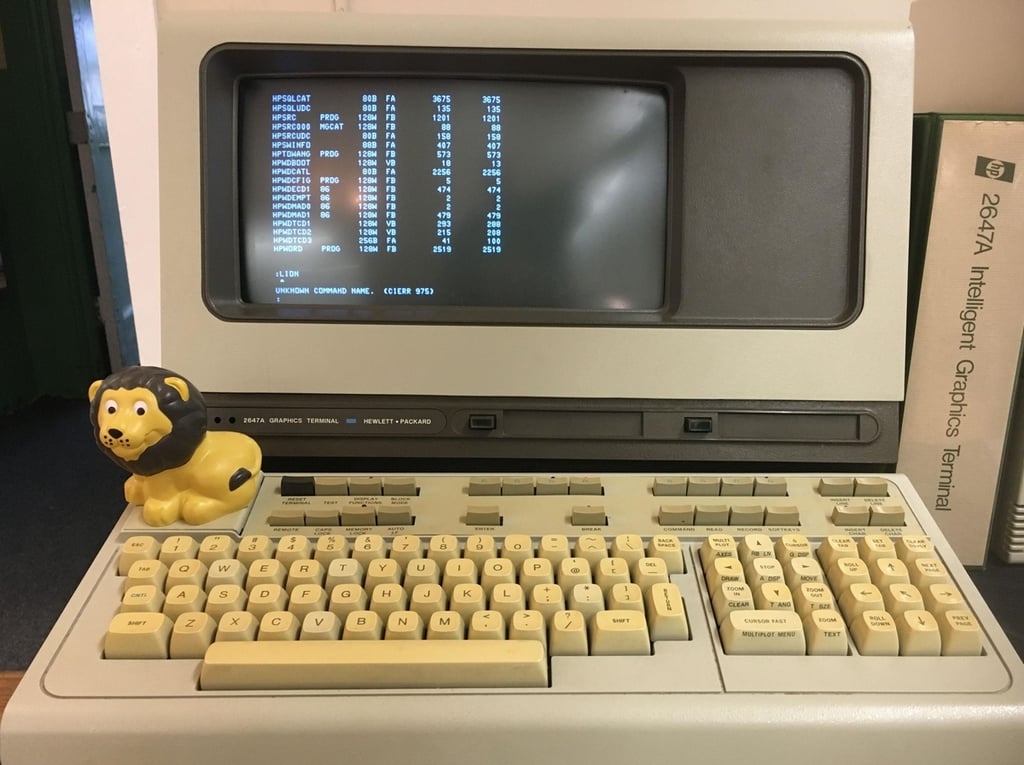 Photos: Atari, Unix, ENIAC, and more from Vintage Computer Festival East 2019