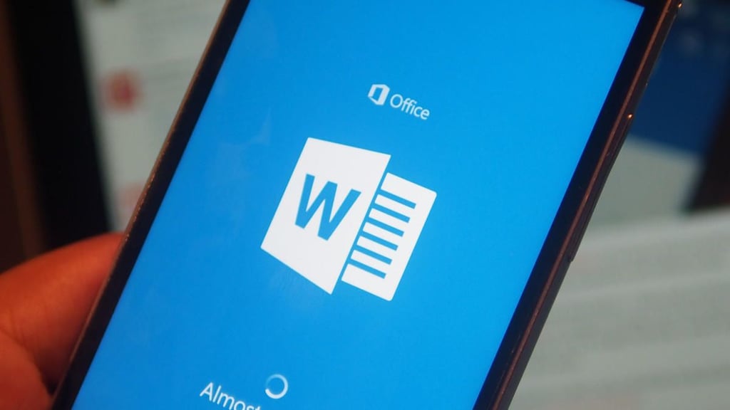 How to make different headers and footers in Word