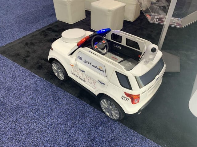 cradlepoint-police-car.jpg