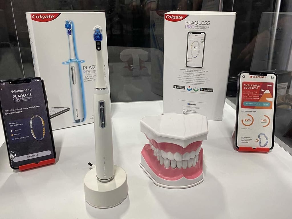 colgate-plaqueless-pro.jpg