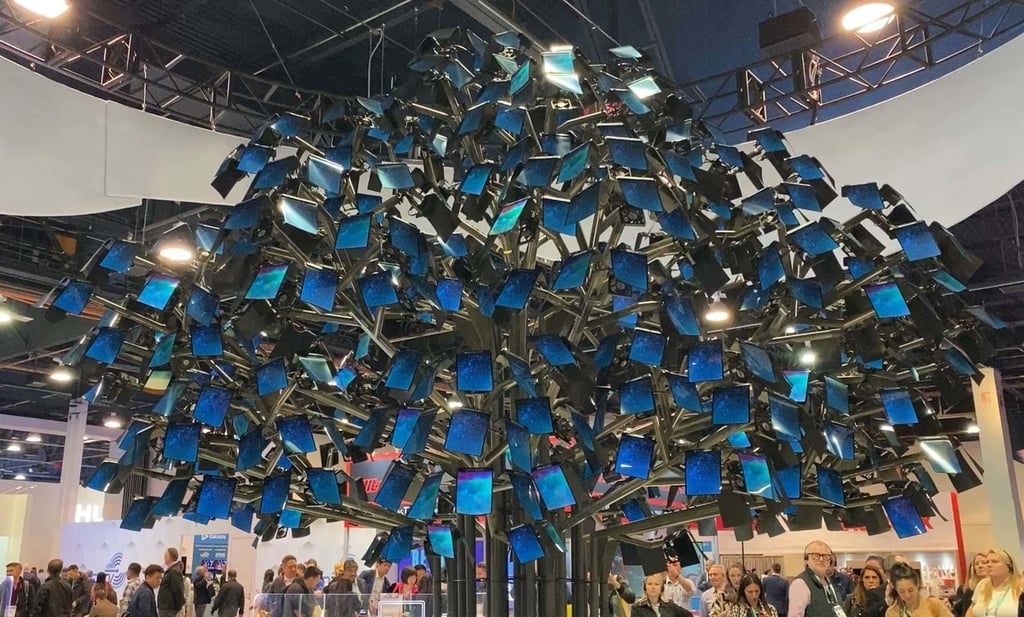 royole-tree.jpg