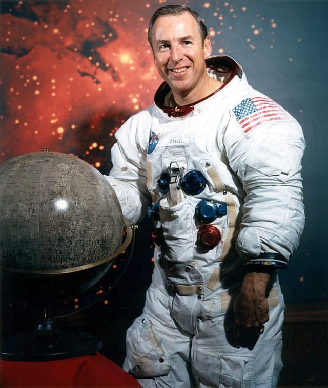 formal-apollo-13-portrait-of-jim-lovell.jpg
