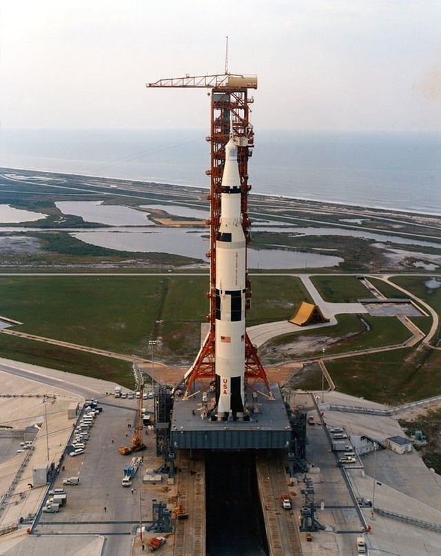 saturn-v.jpg
