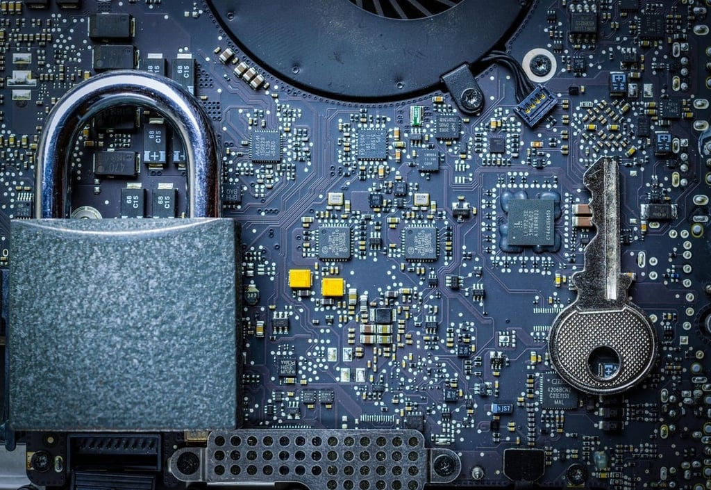 How to run an SSH connection through Tor