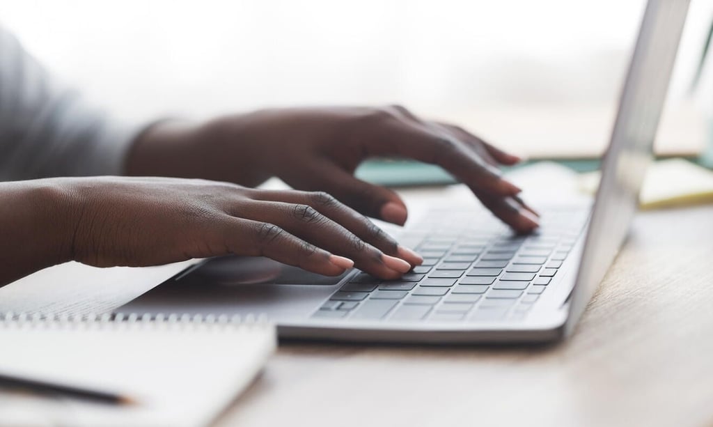 How to easily switch main entry and subentry terms in a Word index