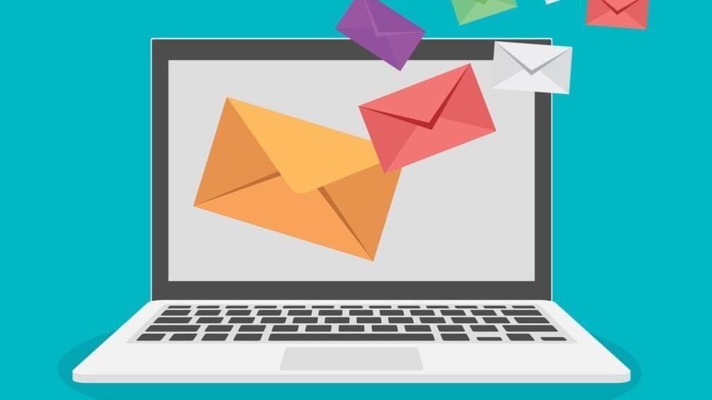 How to add a contact group for quick emailing to multiple recipients in Outlook