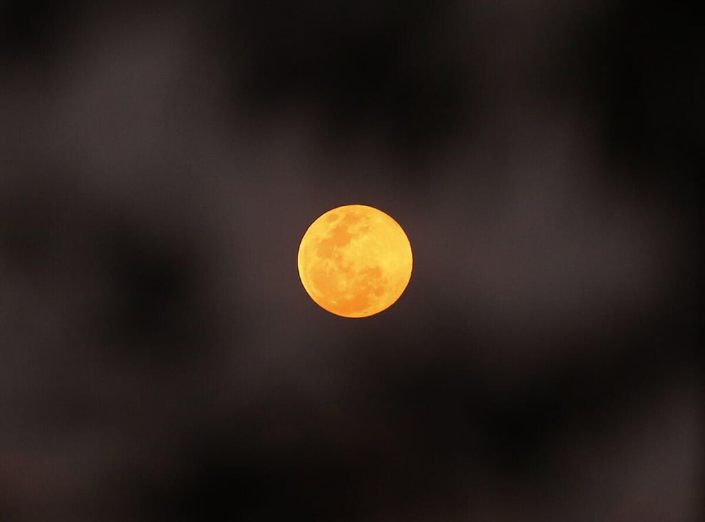 blood-moon-gettyimages-1125915413.jpg