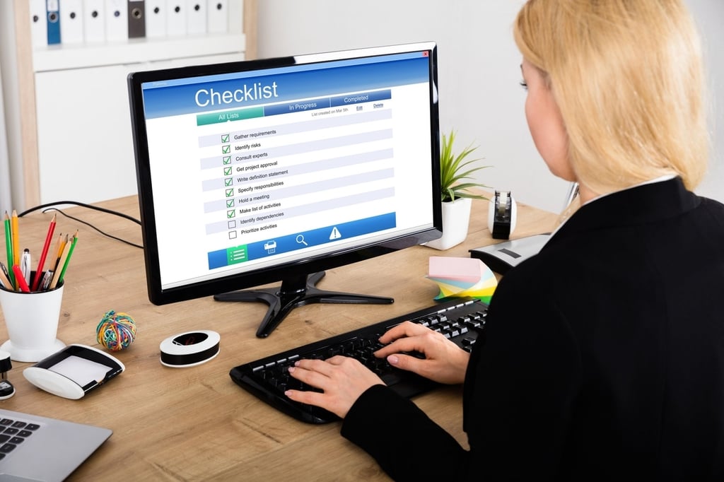 How to use check box content controls in a Word document