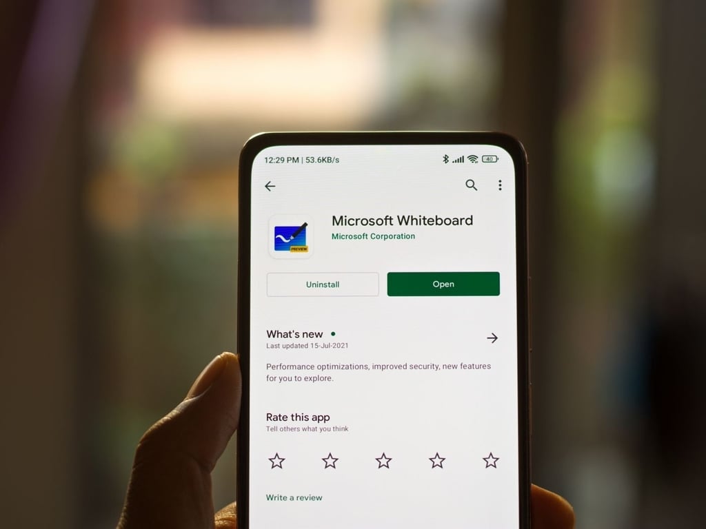 How to use Microsoft Whiteboard on a PC or mobile device