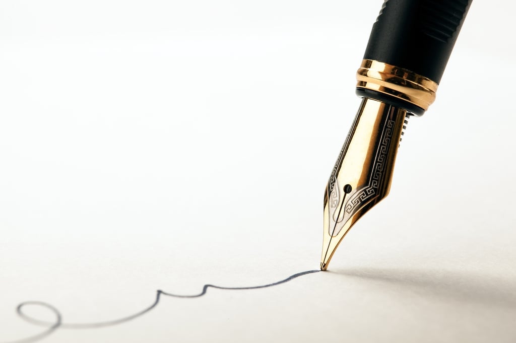 How to create a professional signature in Microsoft Word for Outlook