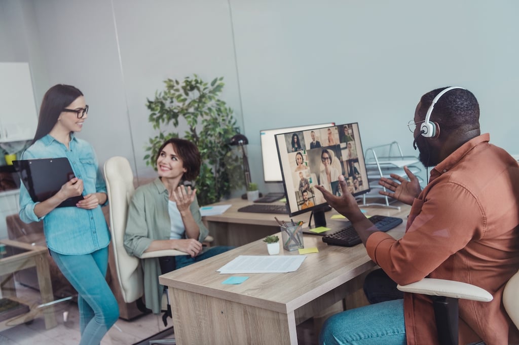 Proximity bias is real. Here are 3 strategies to avoid it. 