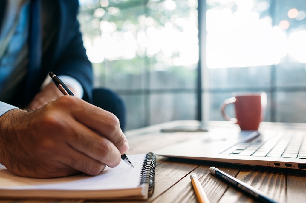 How to add notes and documents to Trello