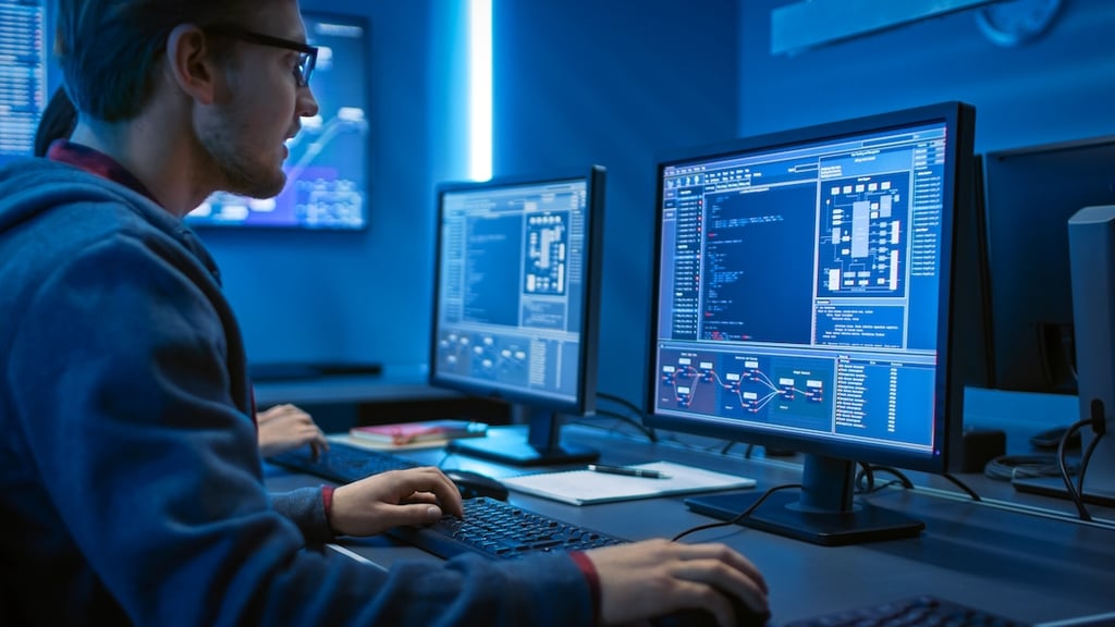 How to create a Redis cluster for database failover