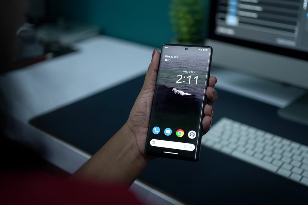 What’s the Android equivalent of the iOS drop a pin function?