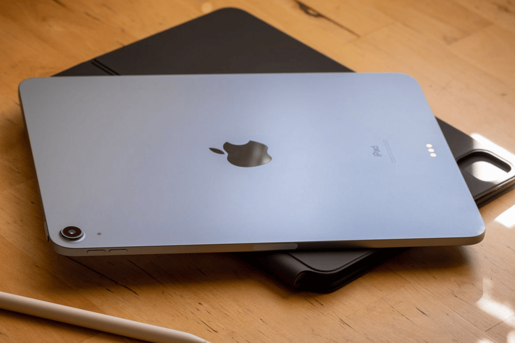 Save $30 off an iPad 7 now