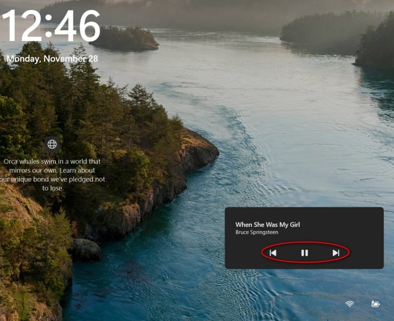 The Windows 11 lock screen now displays basic controls for the media application running in the background.