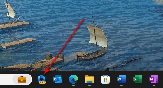 Windows Copilot added to the Windows 11 taskbar.