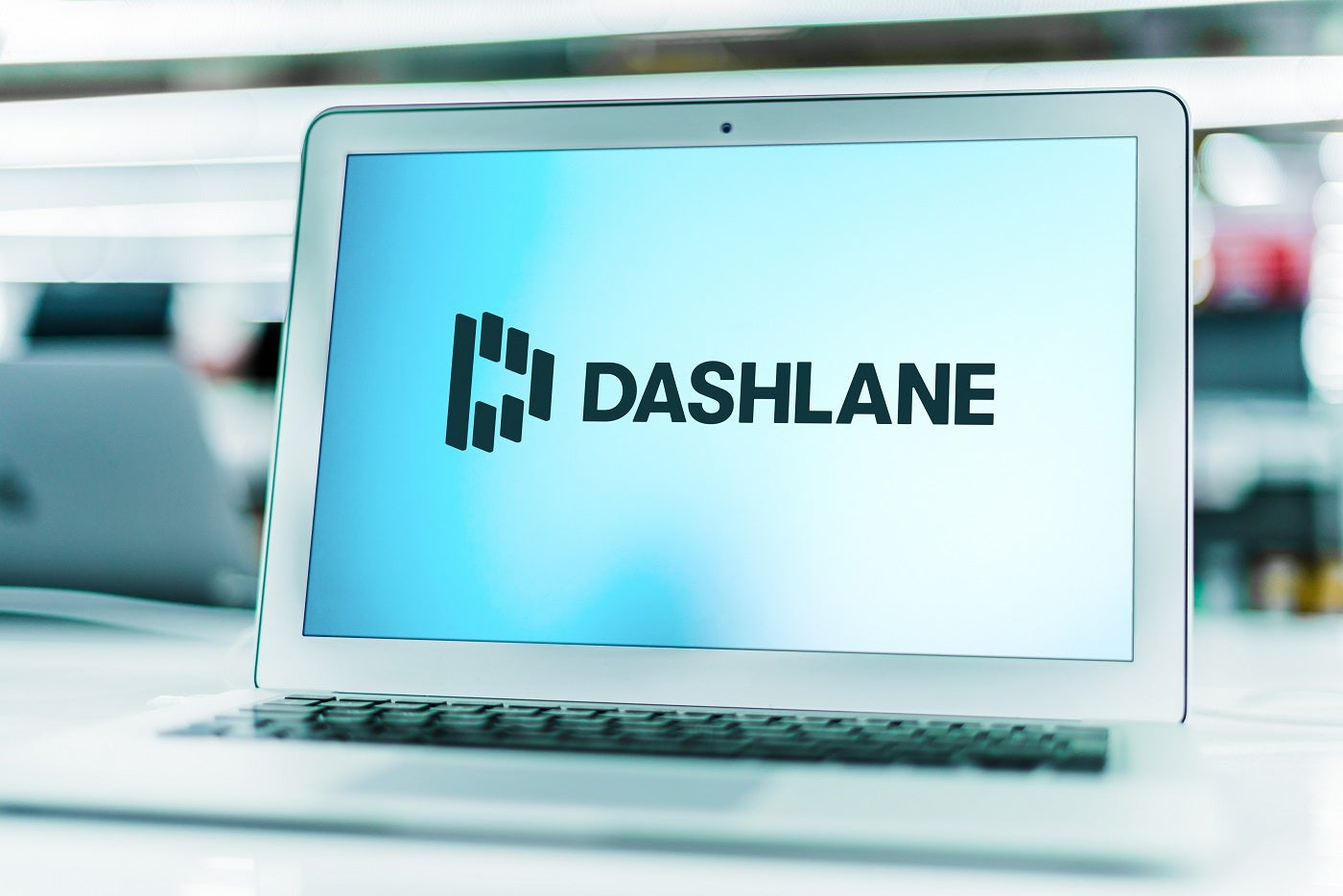 Unlock the iOS app with biometrics or a PIN code – Dashlane