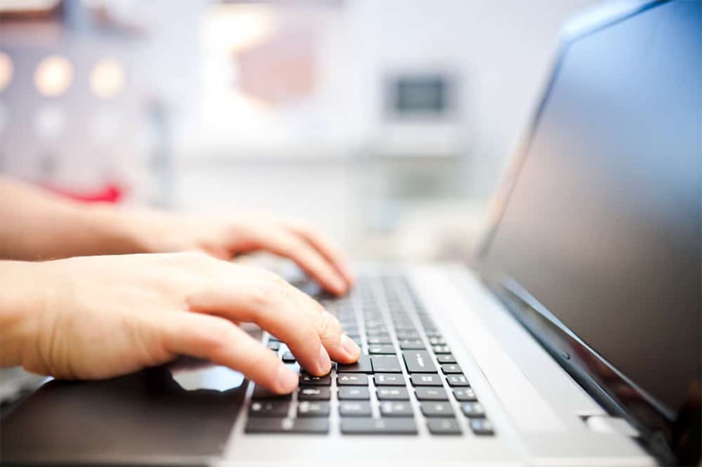 MacBook Air Delays Could Complicate Laptop Rollouts