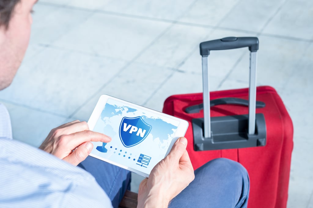 5 Best VPNs for Travel Free & Paid VPNs)