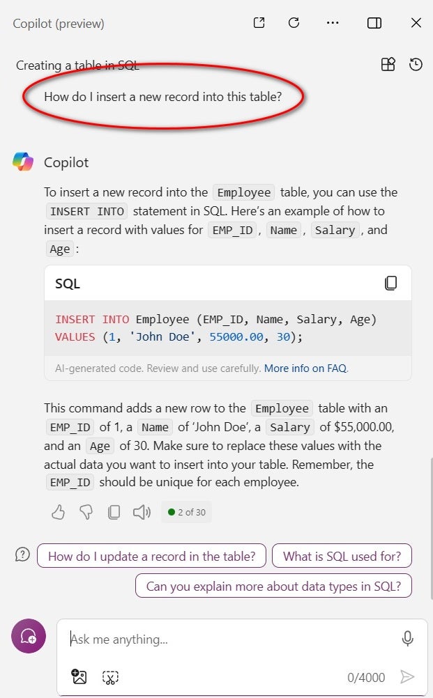 询问 Microsoft Copilot 如何将记录插入 SQL 表中。