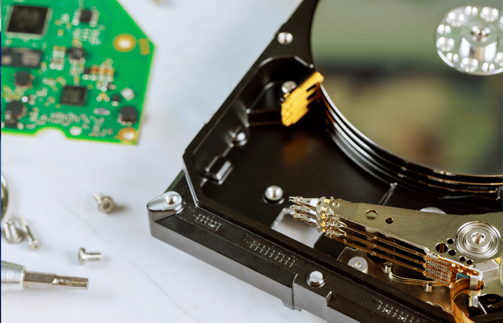 Why Warm Data Belongs on HDDs: A Smarter Approach to Tiered Storage