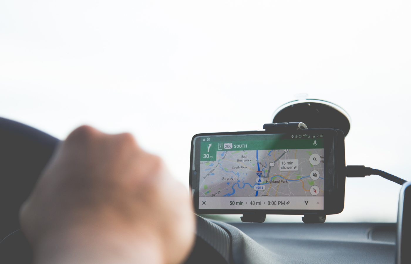 Google Maps Introduces Simplified Black-and-White Mode to Save Your Battery