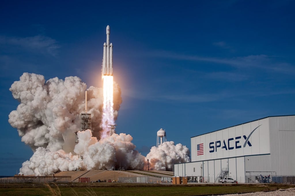 Tech Billionaires Race to Build AI Data Centers in Space