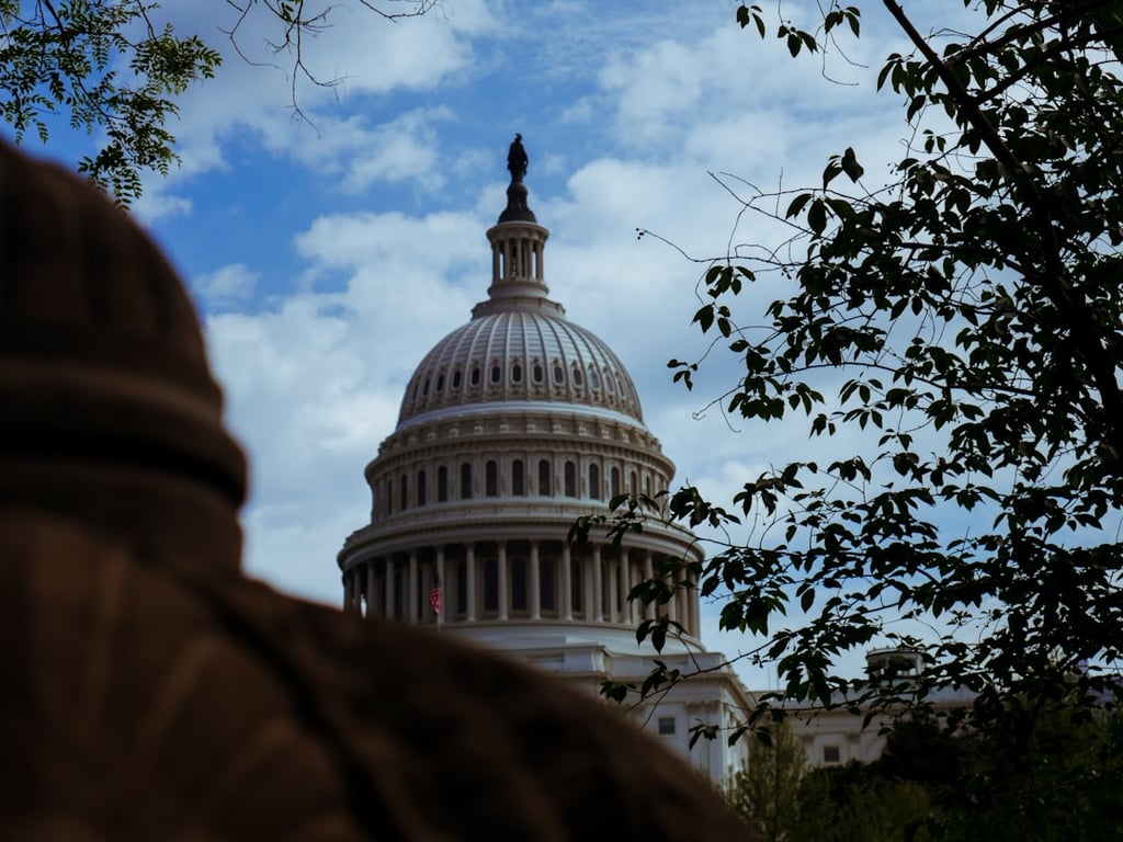 Elizabeth Warren, Other Senators Probe Whether AI Data Centers Are Driving Up US Electricity Costs