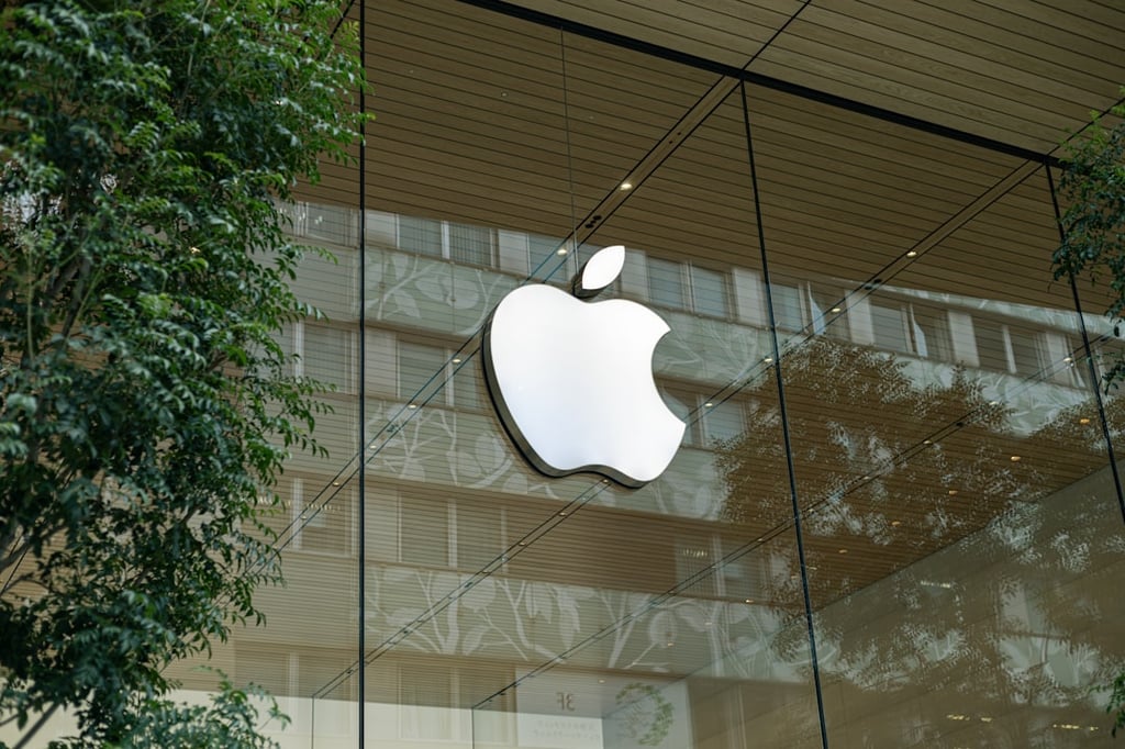 Apple Opens iOS to Developers in Japan