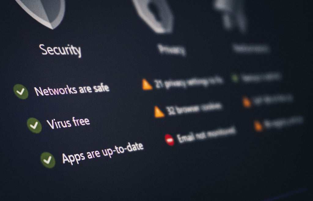 Apple and Google Alert Users Worldwide After New Spyware Activity Surfaces