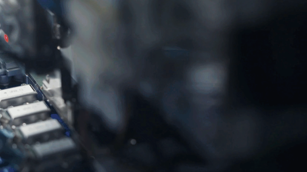 Redmond unveils 10‑petaFLOP inference engine.