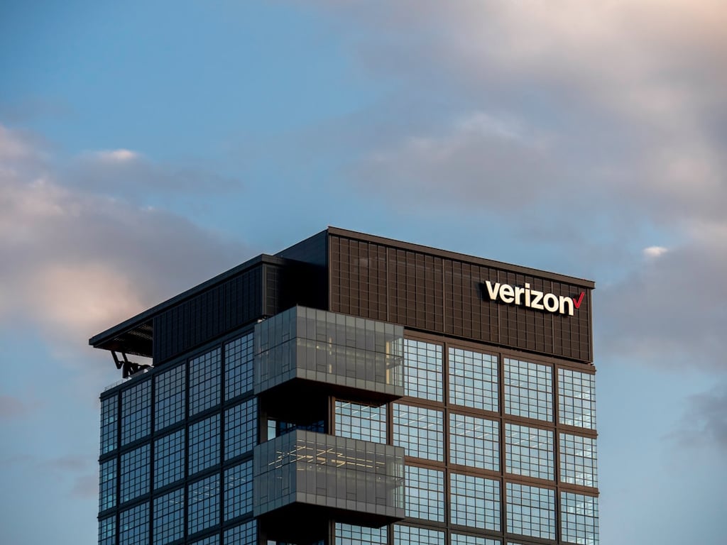 Verizon Outage Hits 180K Users