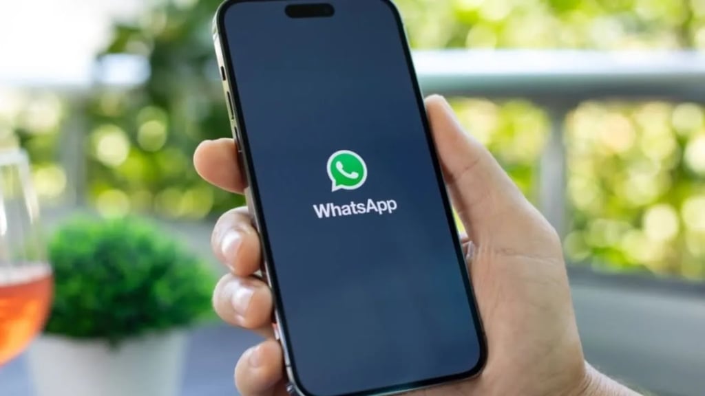 WhatsApp’s ‘Scheduled Messages’ Feature Spotted in New Leak