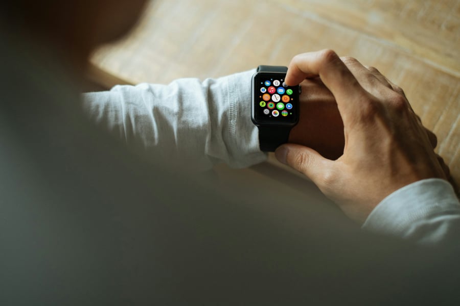 Wearables for Blood Sugar Tracking: What Works Now and What’s Still Coming