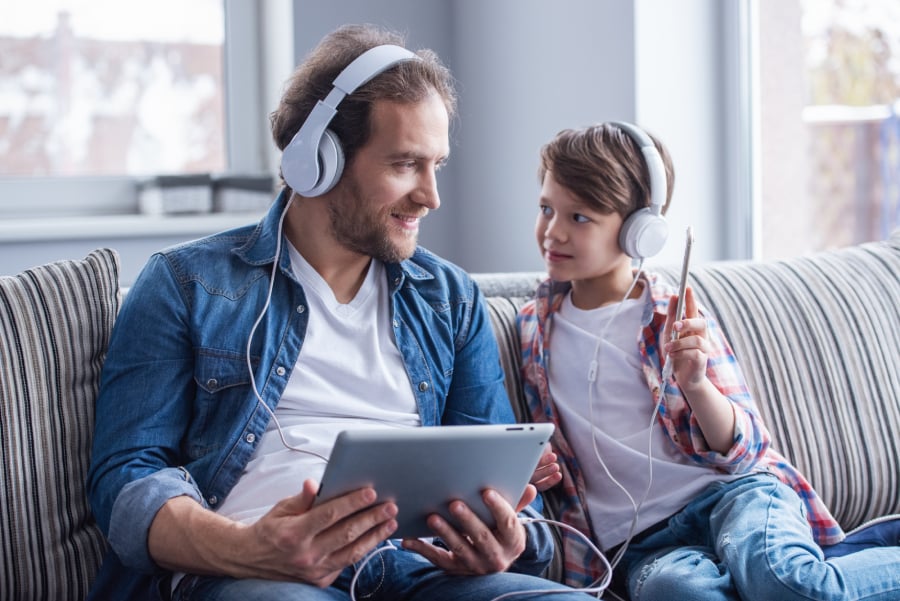 Father’s Day Tech Gifts on Sale at Amazon, Best Buy, and Walmart
