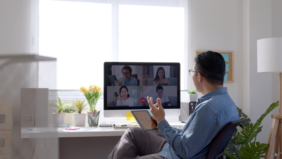 Modernizing Meeting Spaces: How Agentic Control and Intelligent Framing Redefine Hybrid Work