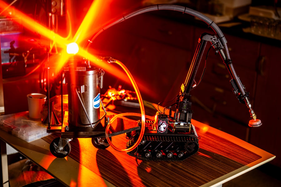 New Firefighting Robot Uses Cryogenic Spray, Could Fight Wildfires