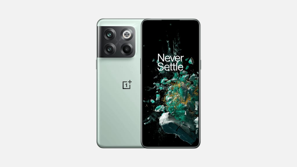 OnePlus 10T Is Out of Security Support: Should You Keep Using Yours?