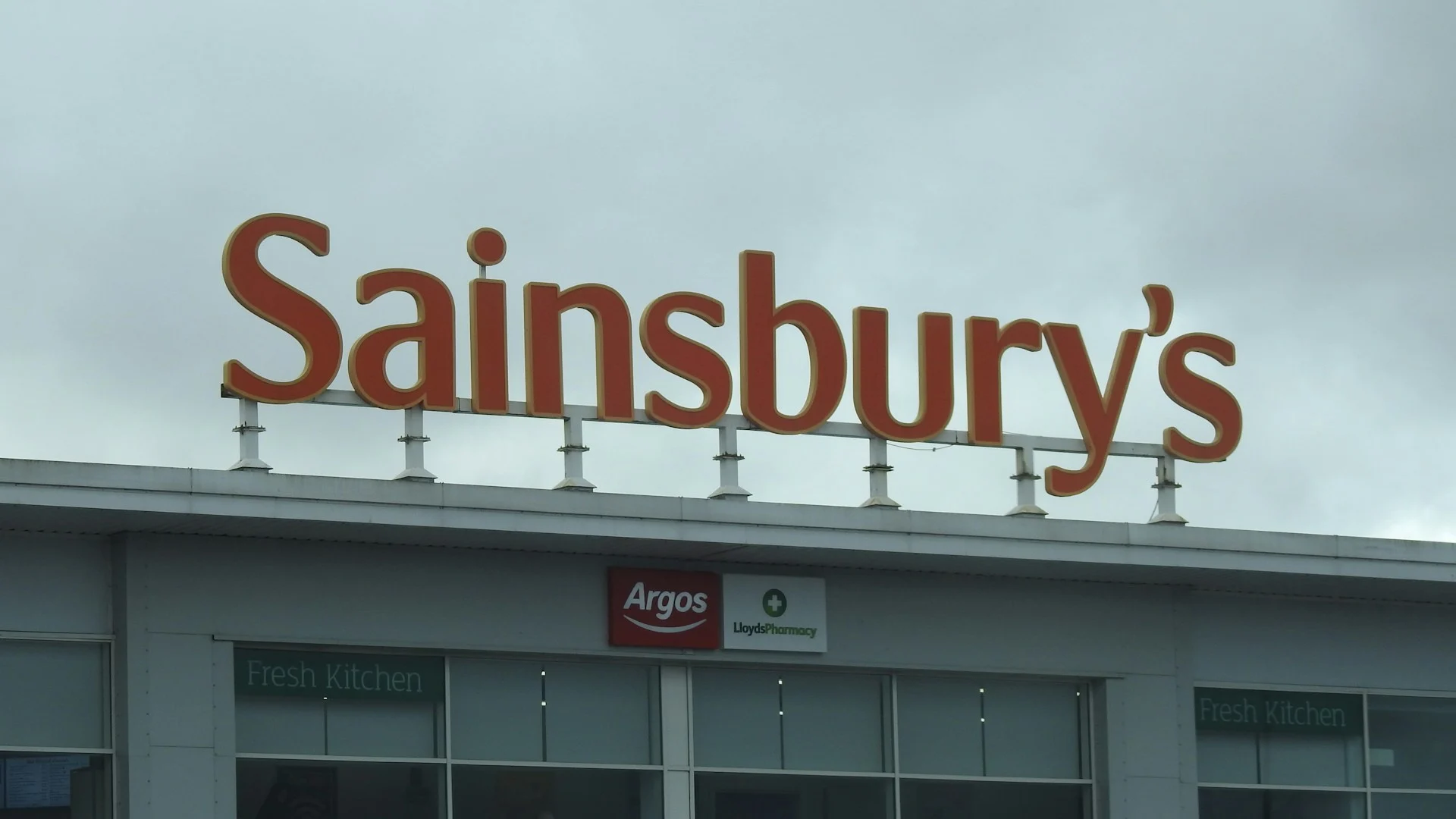Sainsbury’s Pauses Facial Recognition Trial After Shopper Is Wrongly Ejected